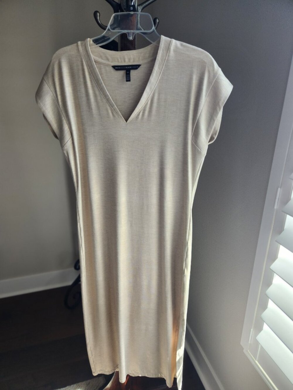 XS WHBM T-shirt Dress in Beige Shimmer